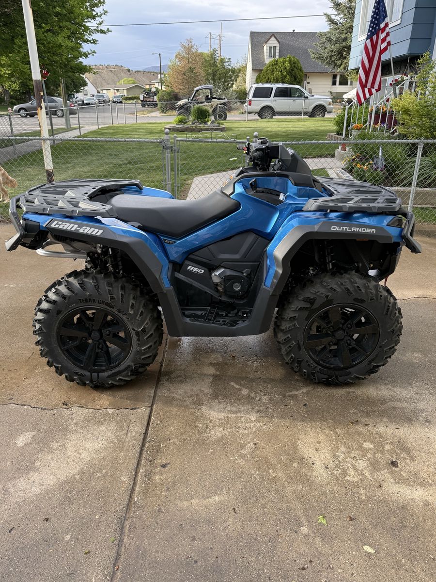 2023 CAN AM OUTLANDER XT 850