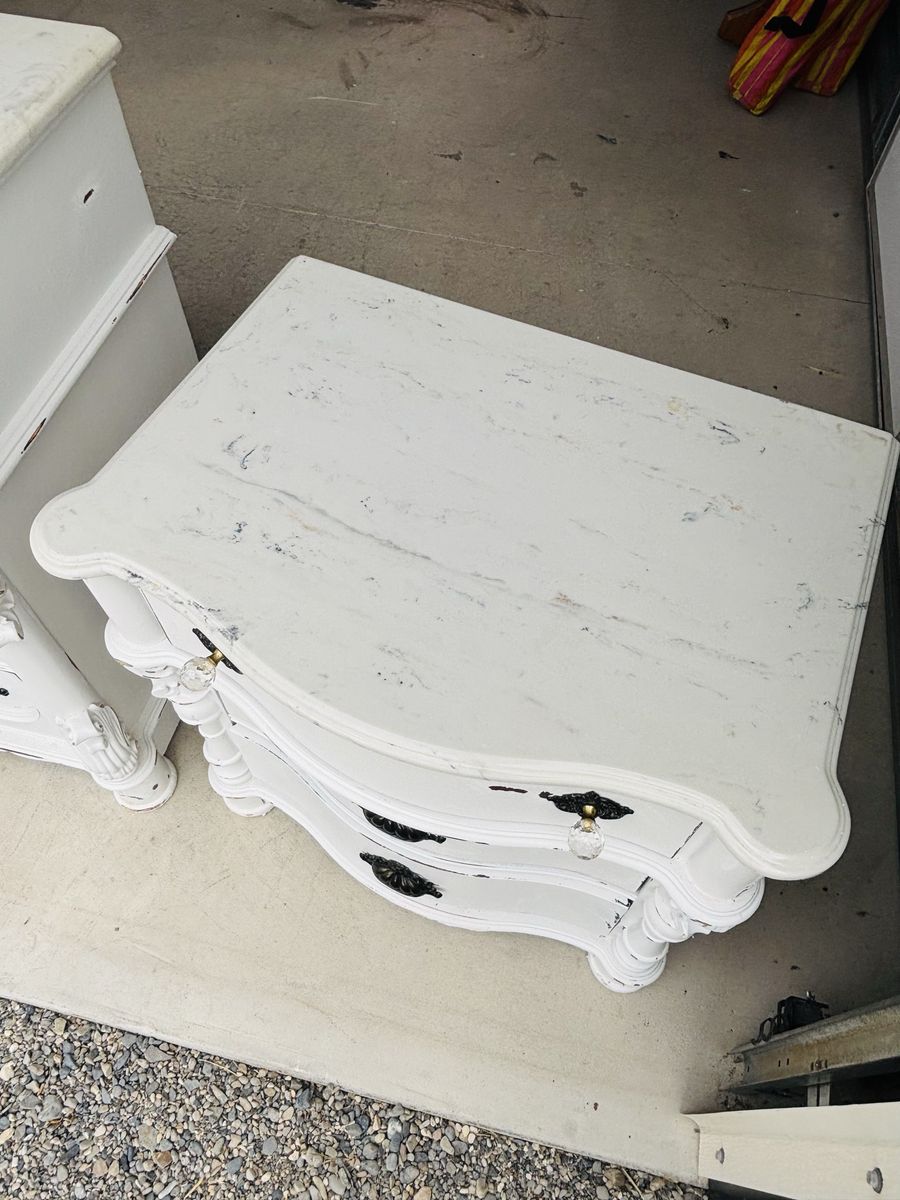 Main image 2