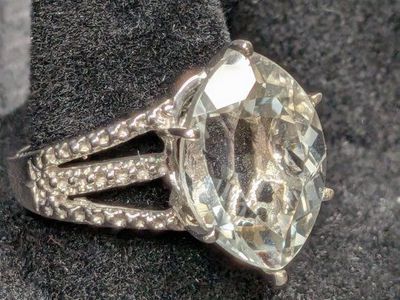 10 karat white gold Ring with 11.5 carat natural topaz stone. big rock