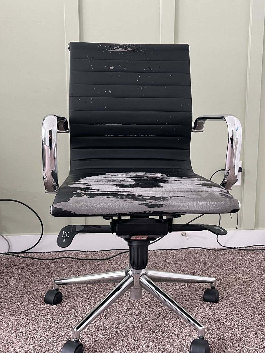 Worn Office Chair — FREE