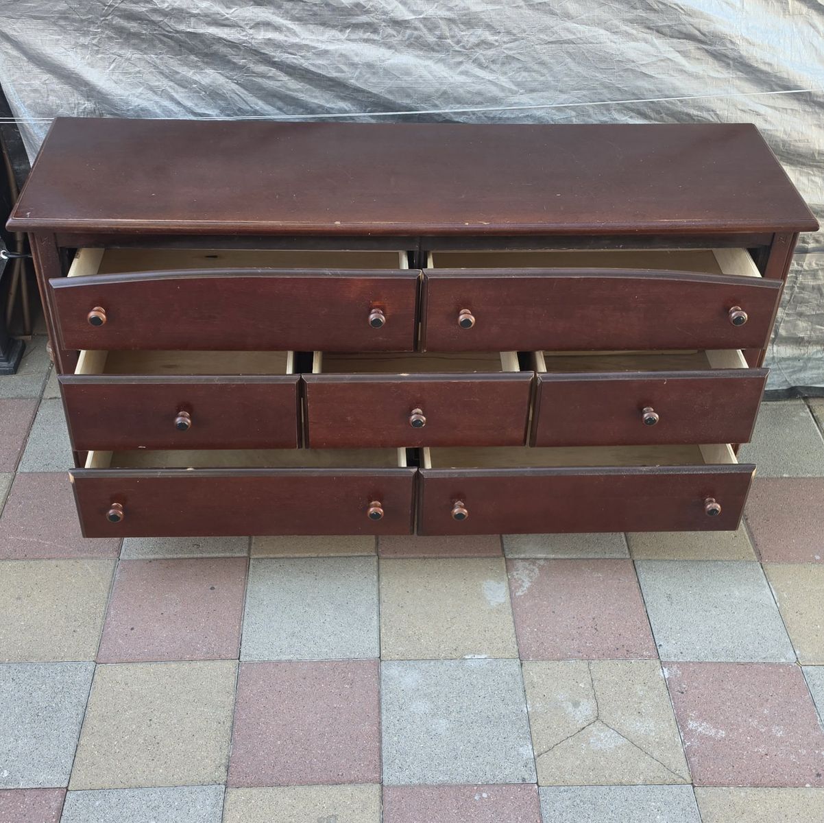 Main image 3