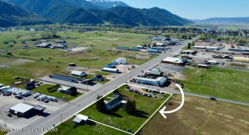 2 acre commercial lot w/ house (Afton WY)