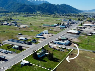 2 acre commercial lot w/ house (Afton WY)