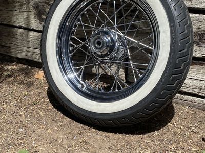 Harley Davidson softail heritage classic 40 spoked front wheel rim w/Tire 16x3