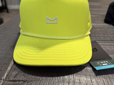 Melin Hydro Links Icon Snapback Hat - Neon Yellow