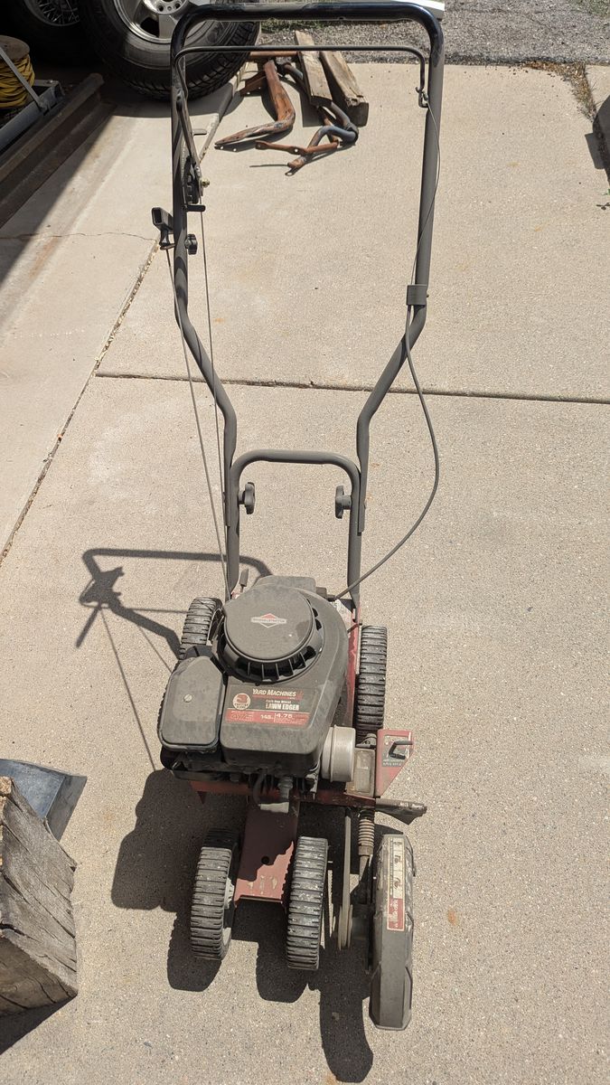 Lawn edger