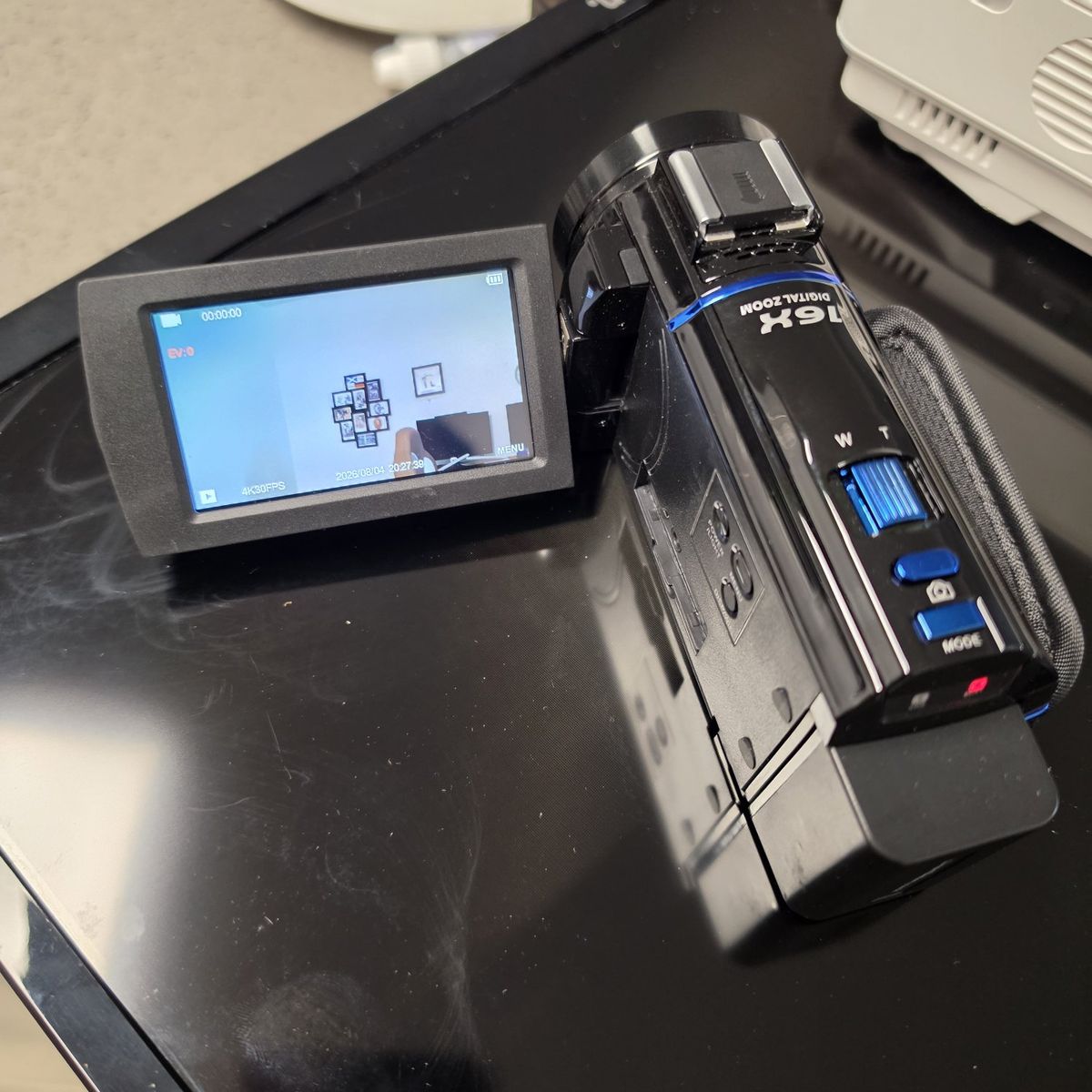 NEW Vivitar 4K Ultra HD Digital Camcorder 48MP Wi-Fi 16x Digital Zoom