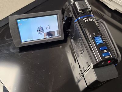 NEW Vivitar 4K Ultra HD Digital Camcorder 48MP Wi-Fi 16x Digital Zoom
