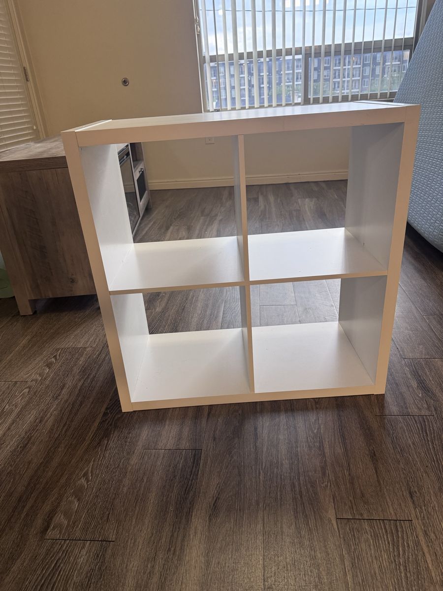White 4-Cube Storage Organizer Shelf Unit