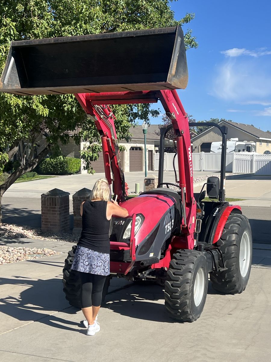 51 hp tractor loader 4x4