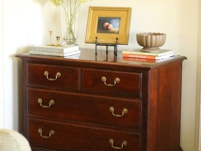 Vintage Solid Wood 4-Drawer Dresser Chest with Brass Hardware (Pennsylvania House)