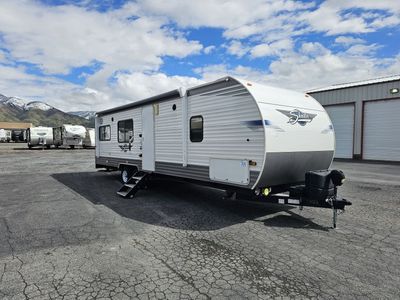 2021 Shasta M-260TH - FULLY LOADED - 17' GARAGE