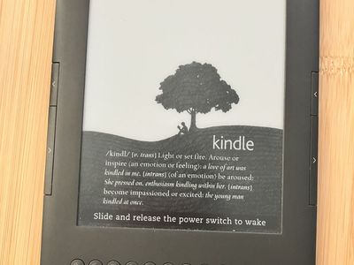 Amazon Kindle Keyboard 3rd Generation E-Reader with Physical QWERTY Keyboard - Fresh Battery