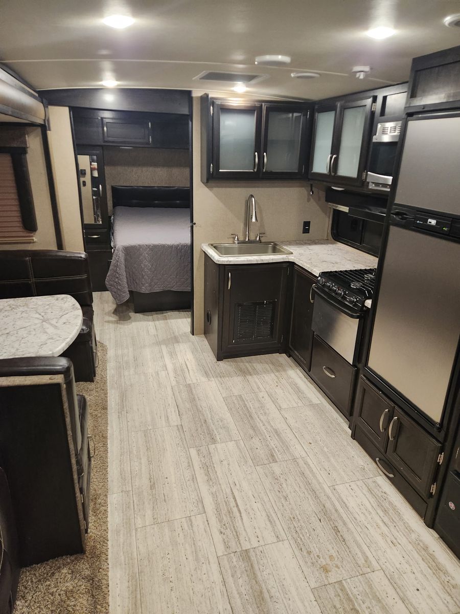 2016 Grand Design 2800BH