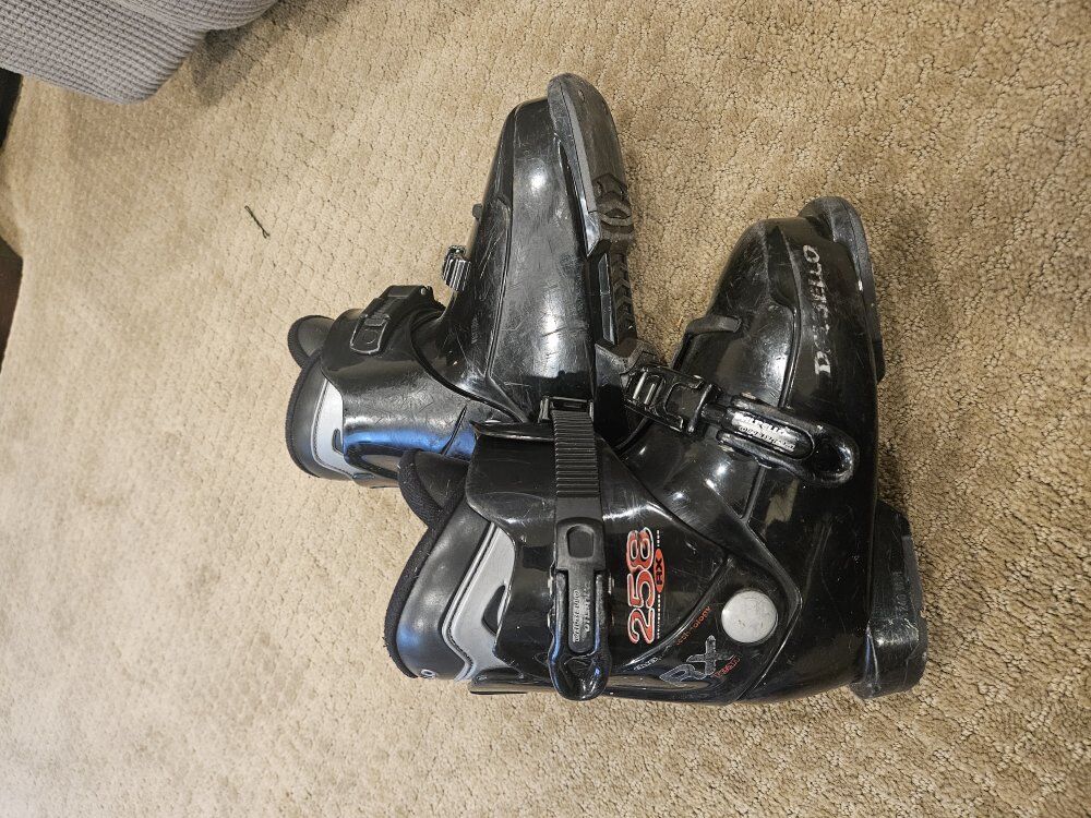 Dalbello ski boot 258