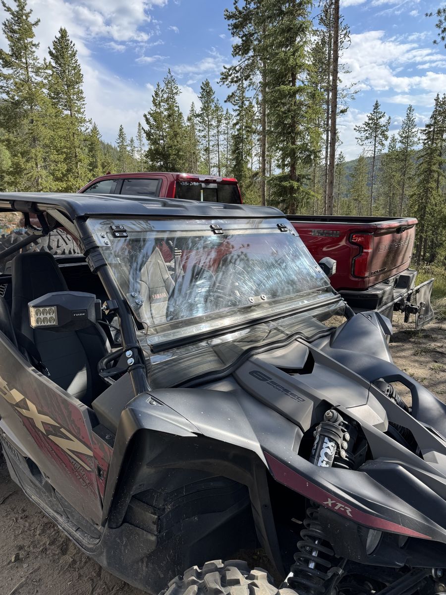Yamaha YXZ Full Windshield - Lightly Used, Excellent Condition, All Hardware Included