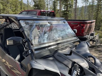 Yamaha YXZ Full Windshield - Lightly Used, Excellent Condition, All Hardware Included