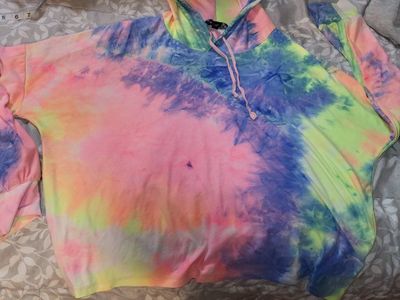 Vibrant Tie-Dye Hoodie - Size Large, Mixed Material - Excellent Condition