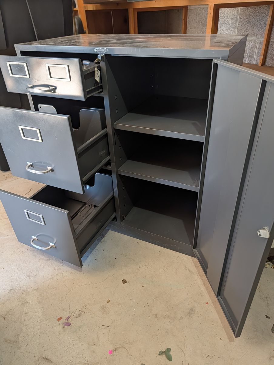 File and storge cabinet