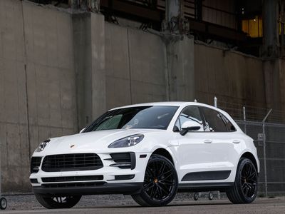 2020 Porsche Macan Base