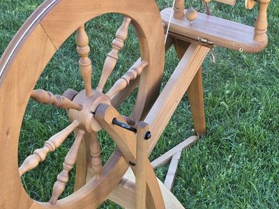 Ashford Traditional Spinning Wheel