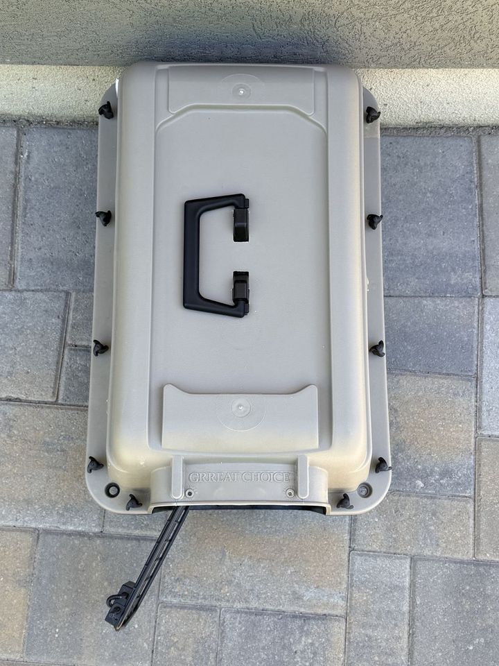 Main image 3