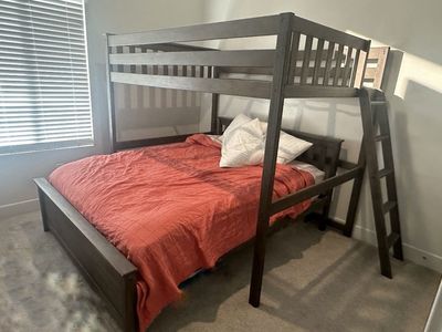 Max & Lilly Wood Loft Bunk Set (Full Over Queen)