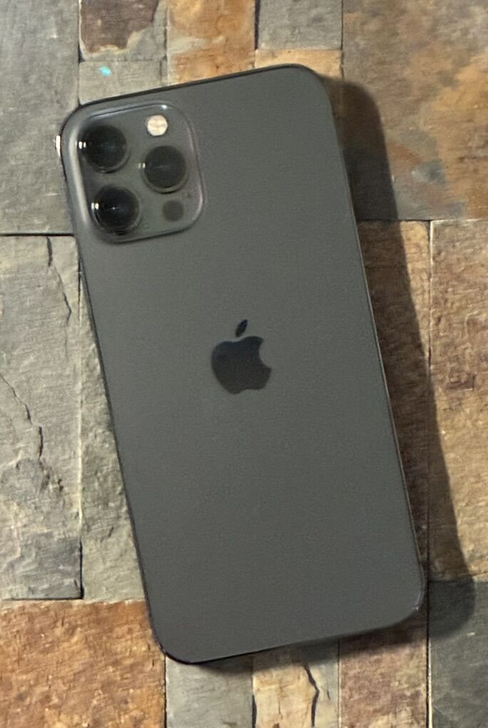 Flawless iPhone 12 Pro Max Unlocked 93% Battery