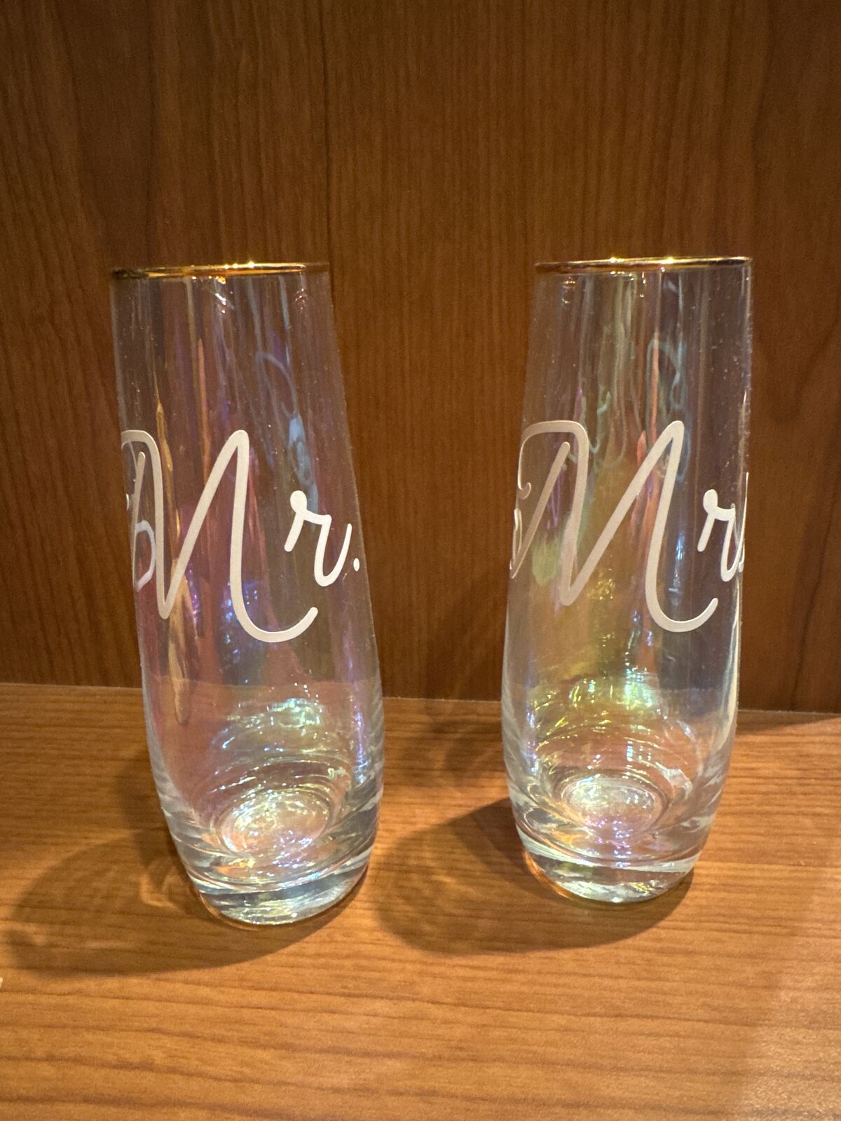 Mr & Mrs champagne flutes