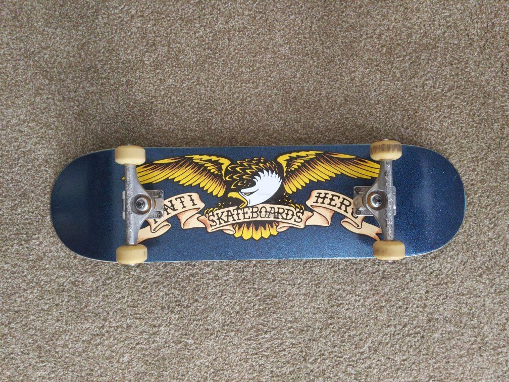 quality 8.5" anti-hero skateboard