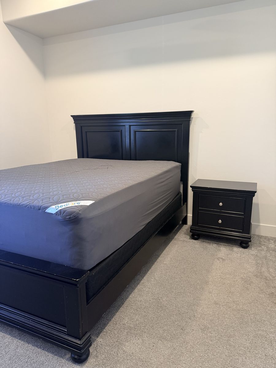 Black Wood Queen Size Bedroom Set - Bed Frame, Dresser with Mirror, Nightstand, Mattress & Boxspring