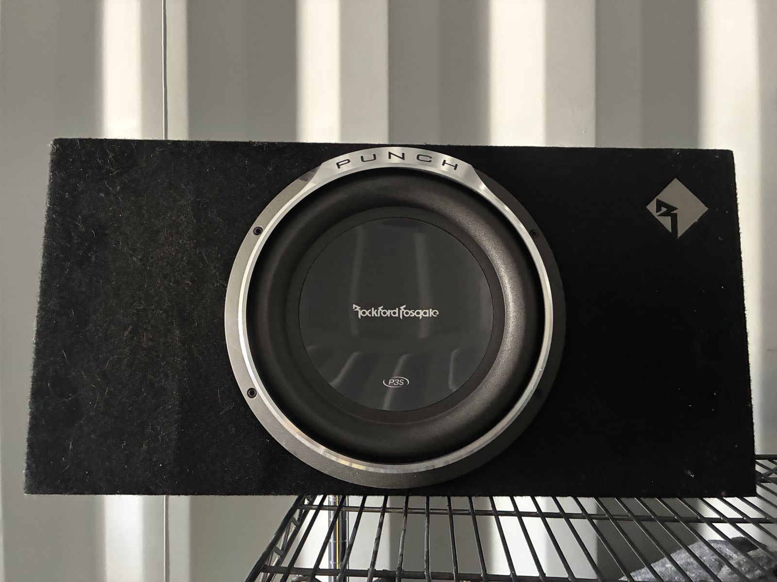 Rockford fosgate 12inch slim p3sd with box