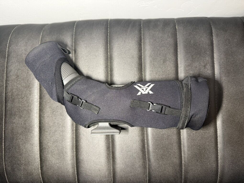 Vortex Razor HD 13-39x56mm Angled Spotting Scope