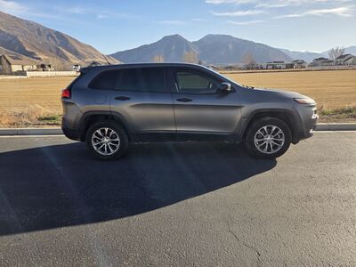 2014 JEEP CHEROKEE Sport