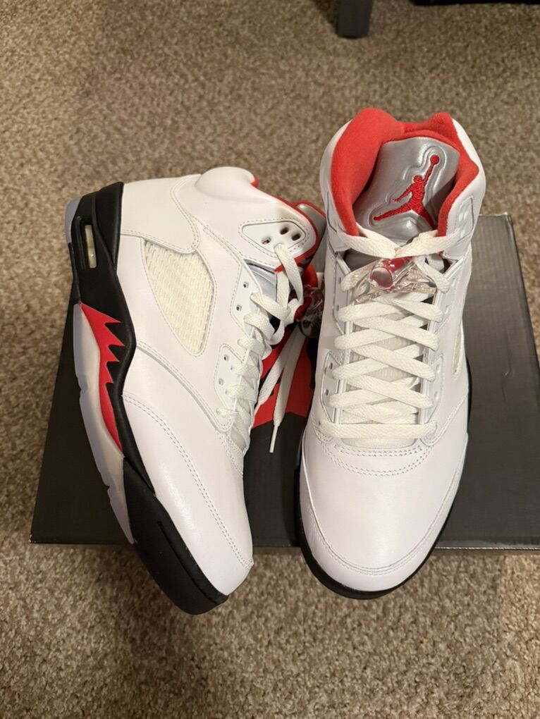 Air Jordan 5 Retro 10.5