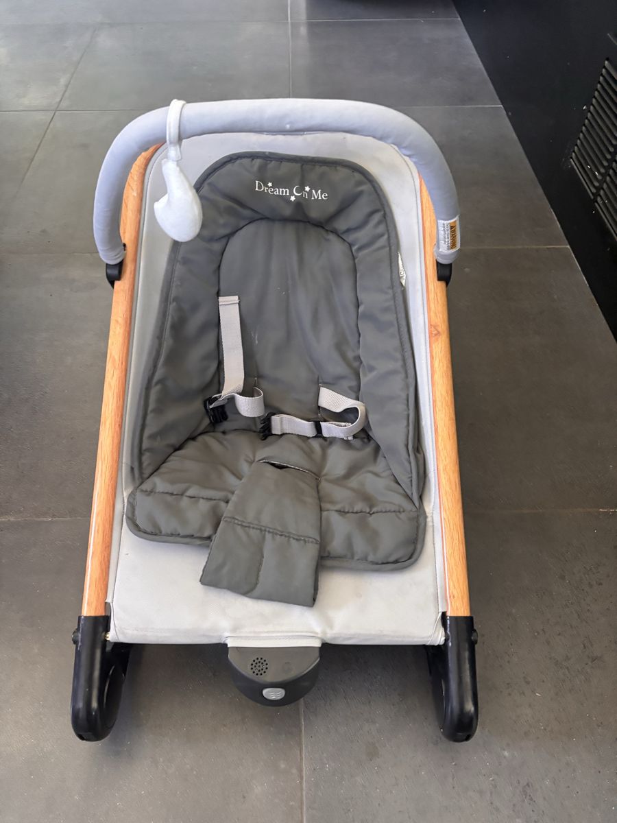 Baby bouncer