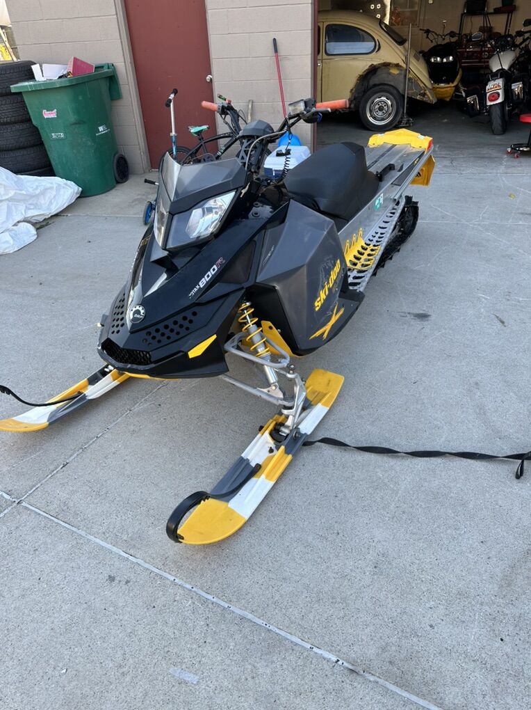 Skidoo Summit 800