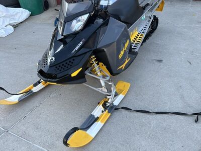 Skidoo Summit 800