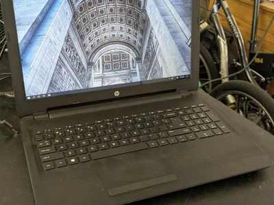 HP 15-ba009dX Laptop computer for work home office
