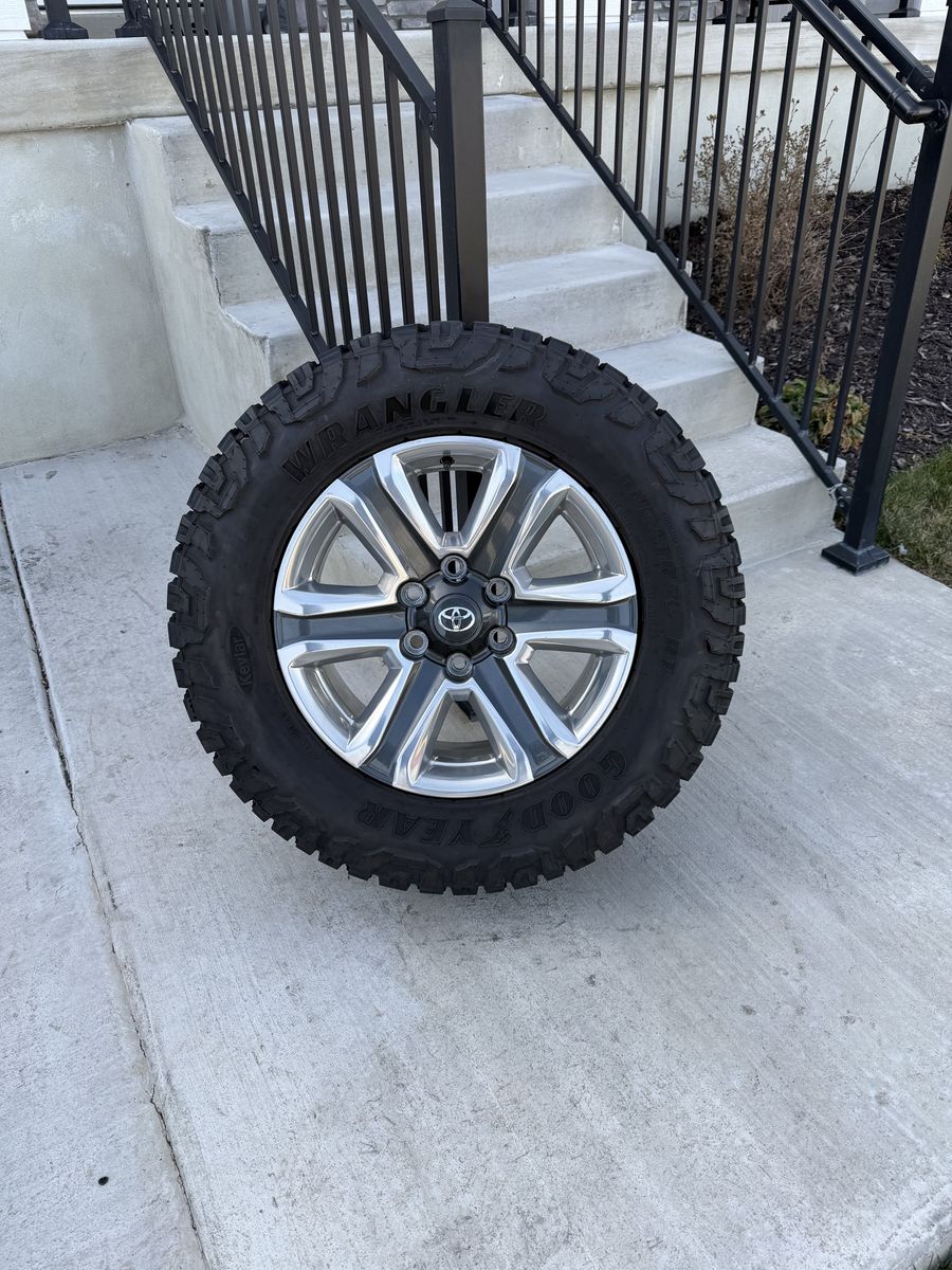 Toyota Tacoma 4Runner Rims and Tires 265/65R18