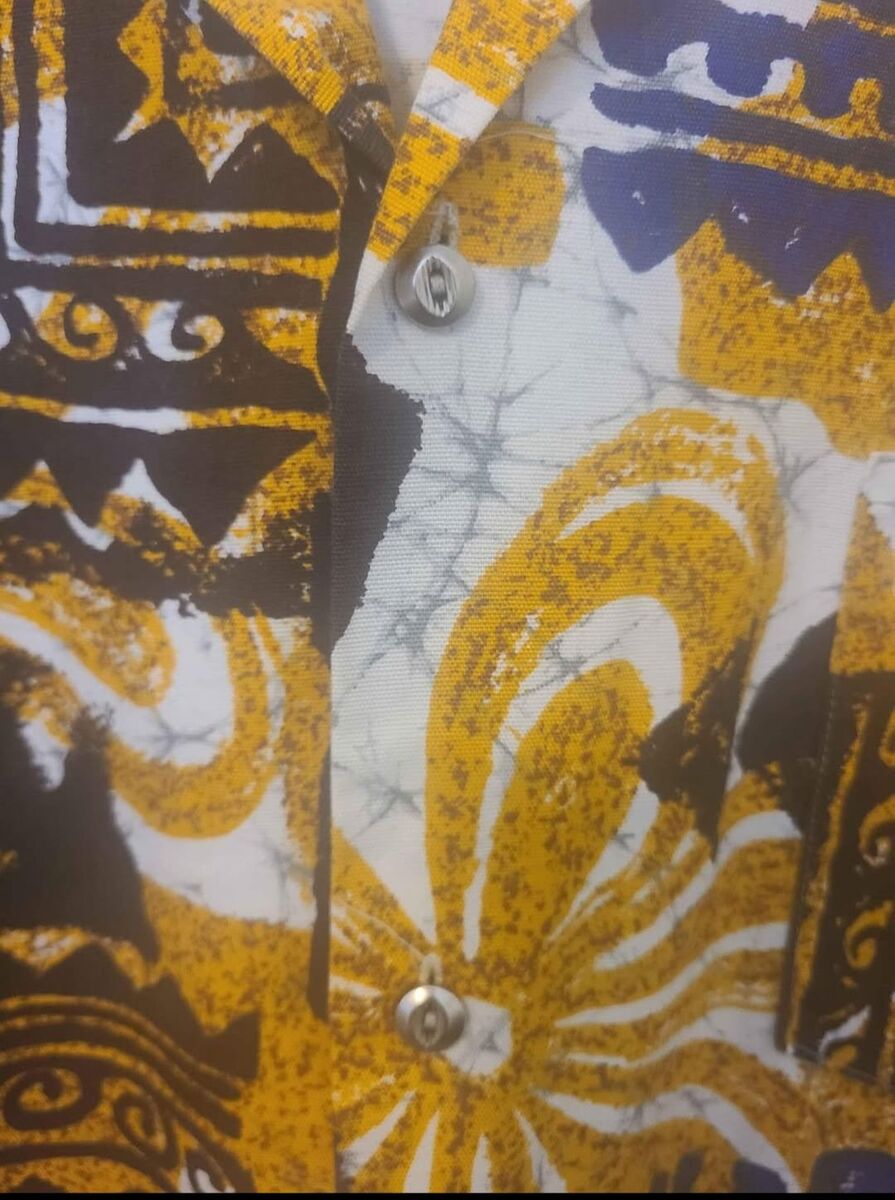 Vintage "Surfer " label Hawaiian shirt