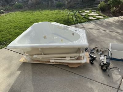 Free bath tub