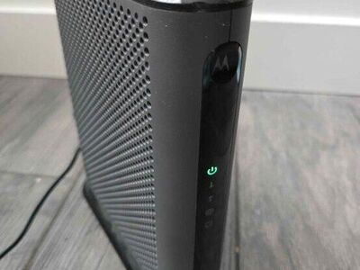 Motorola MB8600 DOCSIS 3.1 Cable Modem - Save on Rental Fees!