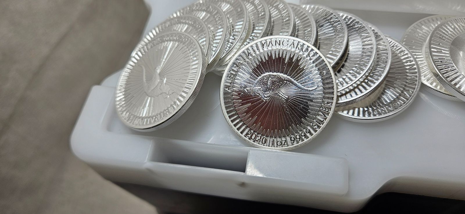 Silver - 500oz Australian Kangaroo Coins