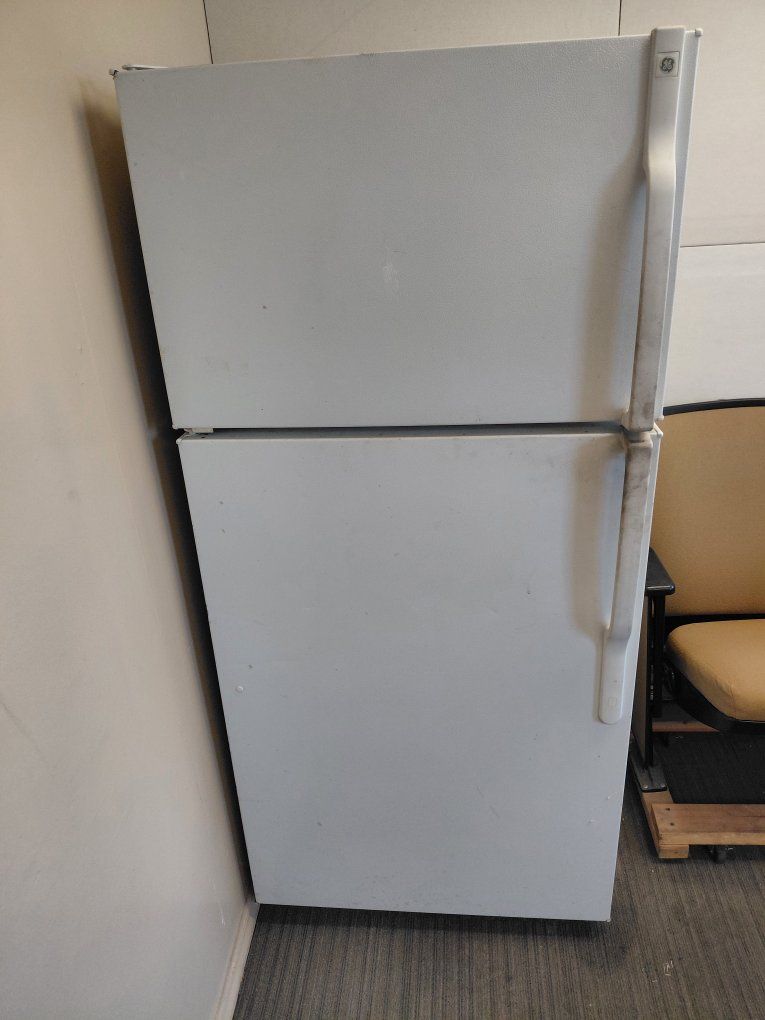 Ge Refrigerator