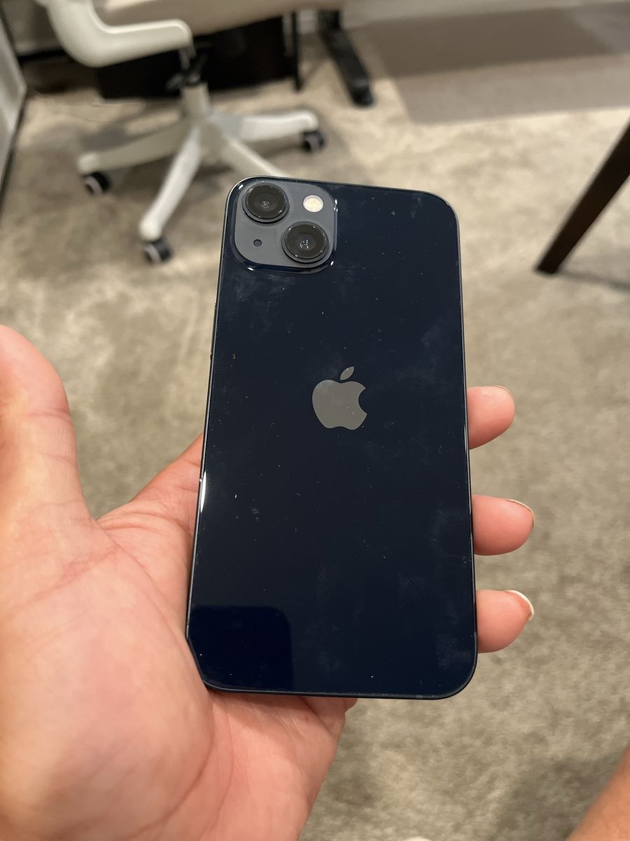 iPhone 13 , so nice . Unlocked use all carriers. Bypassed mdm
