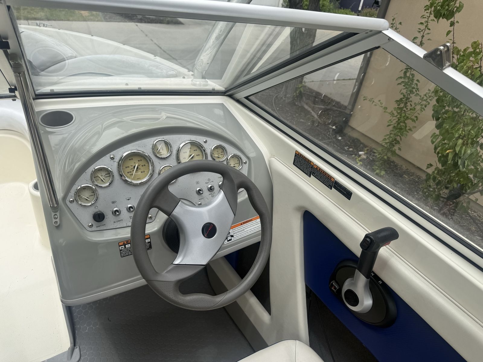 Main image 11
