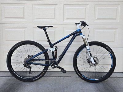 TREK Carbon 29 (Medium) power meter NICA!