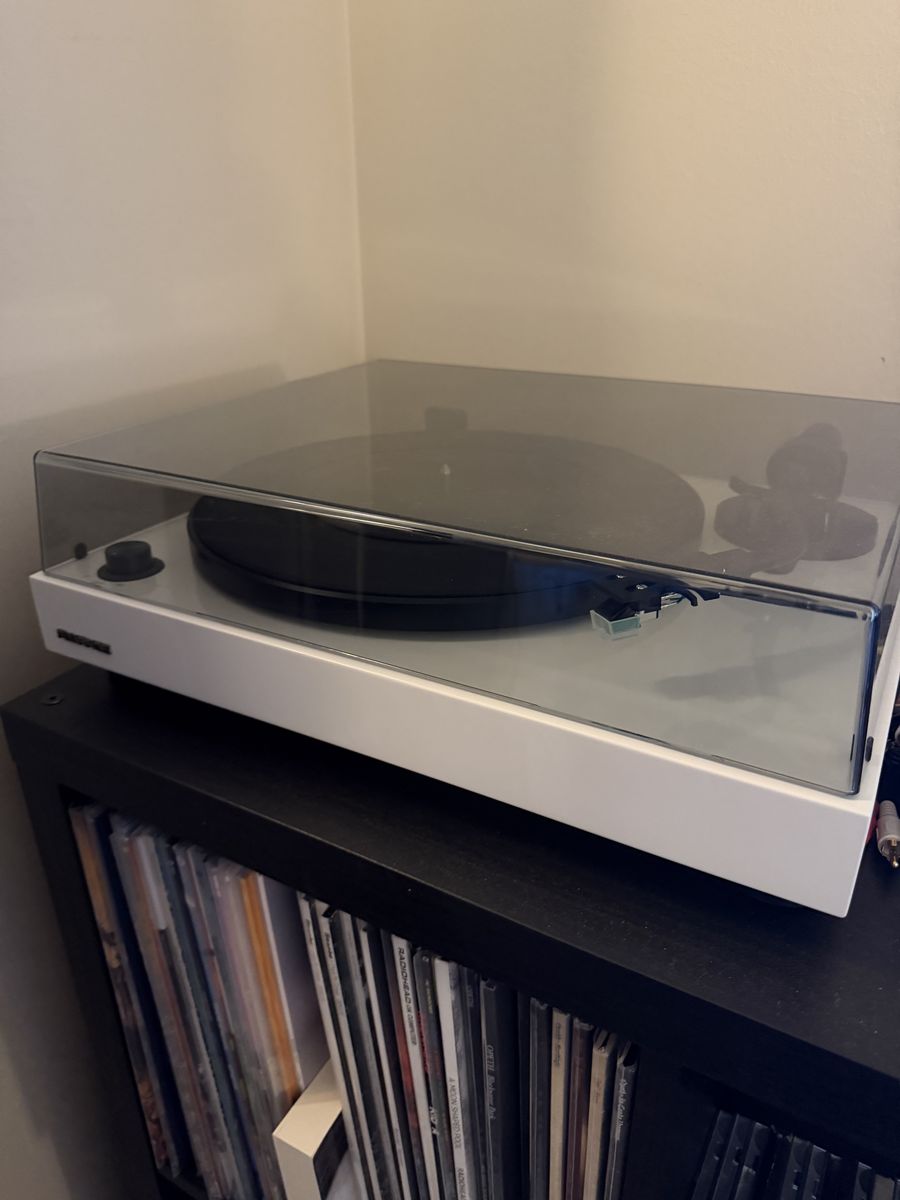 Fluance RT81 Turntable