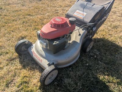 Honda self propelled gas mower